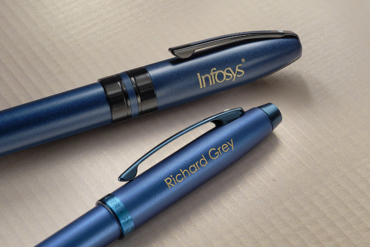The Art of Personalization: How Custom Engraved Pens Elevate Your Style and Professionalism