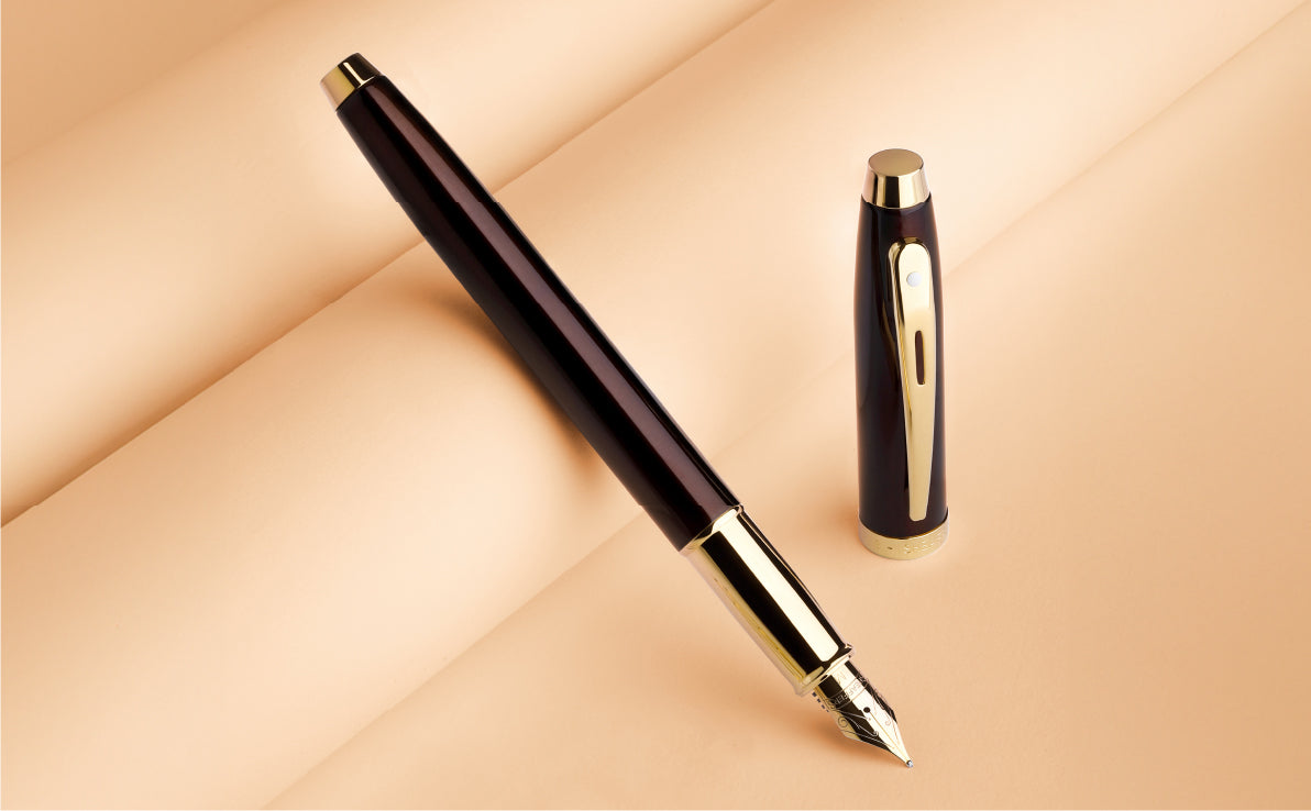 Sheaffer® Gift Set ft. Bright Chrome S100 9340 with Gold