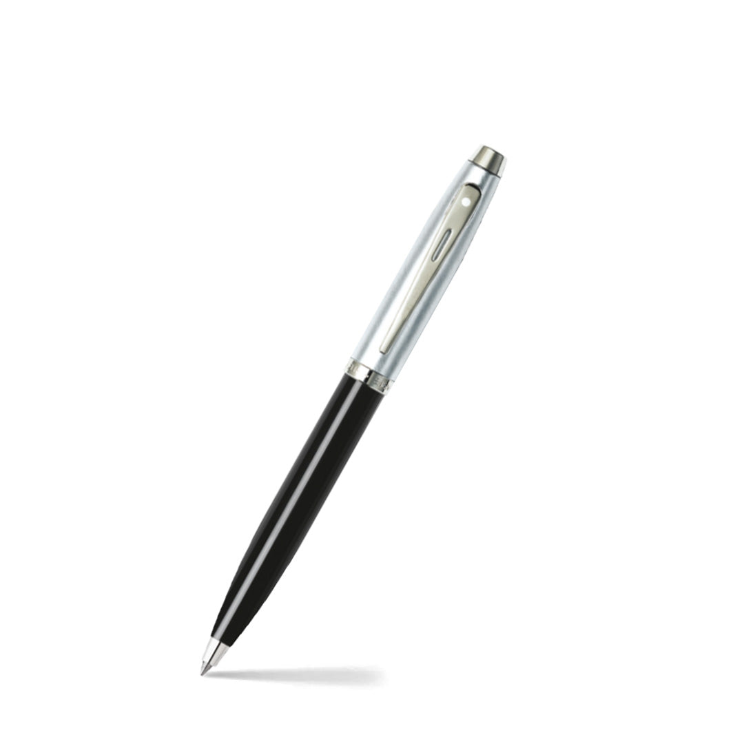 Sheaffer® Gift Set ft. Glossy Black S100 9313 Ballpoint Pen with Chrome Trim and Medium Notebook