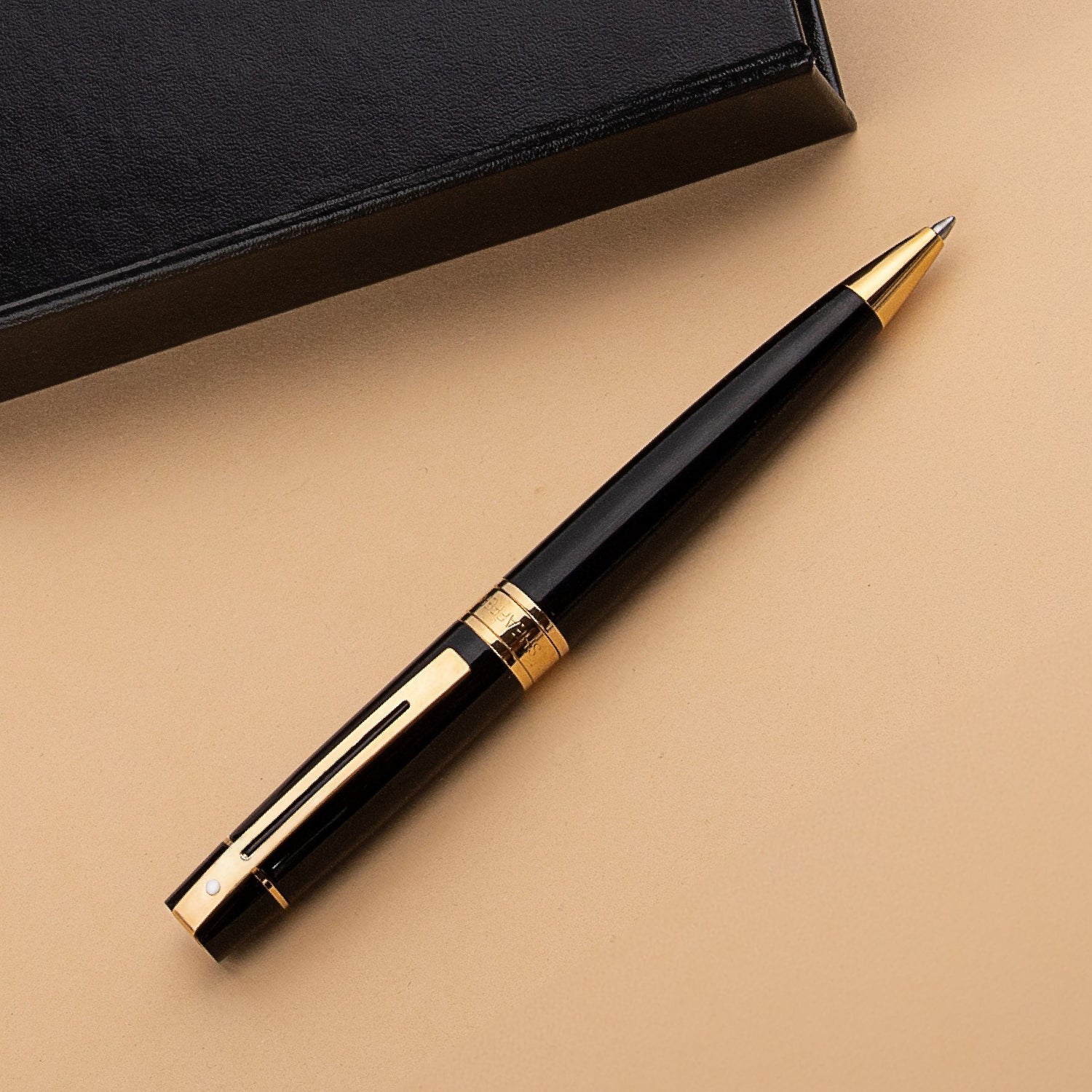 Sheaffer® 300 9325 Glossy Black Ballpoint Pen With Gold-tone Trim