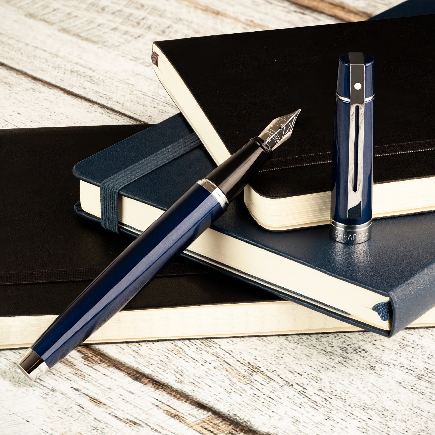 Sheaffer® 300 Glossy Blue Fountain Pen With Chrome Trims