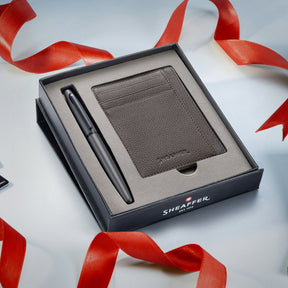 Sheaffer Gift Set ft. Matte Gray VFM 9424 Rollerball Pen with Black Trims and Driftwood Gray Credit Card Holder